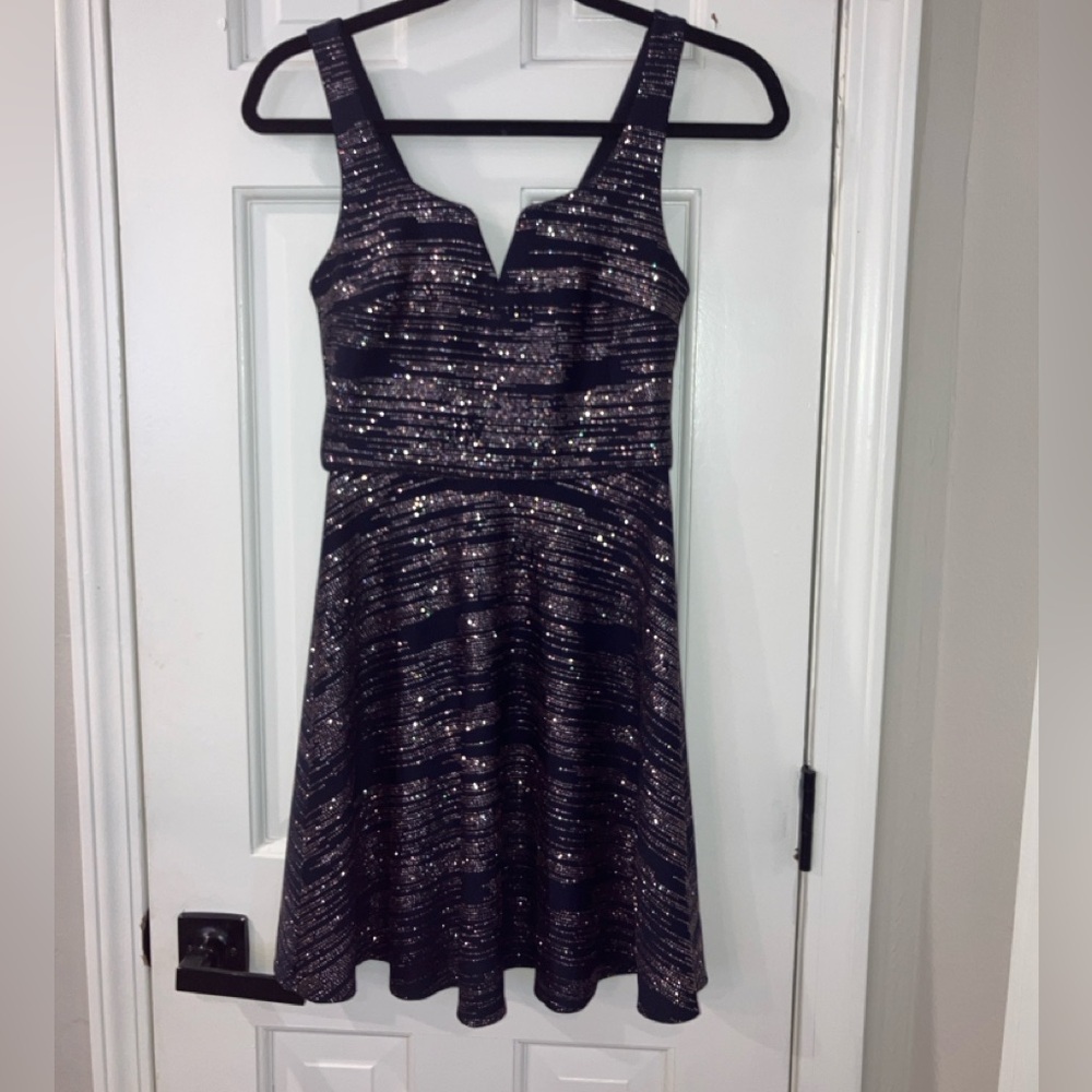 NWT - three pink hearts - Navy/Rose Gold Dress - XS
